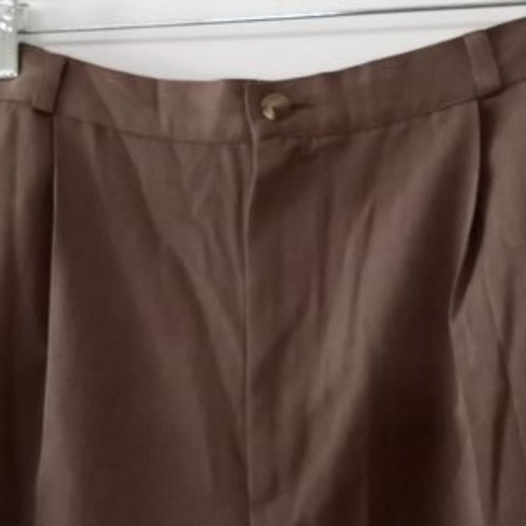 Briggs New York Women's Dress Pants - Size (18T) - Taupe - Picture 7 of 7